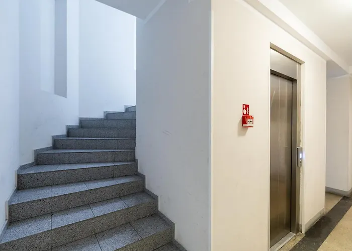 Bosacka Downtown By Bookinghost