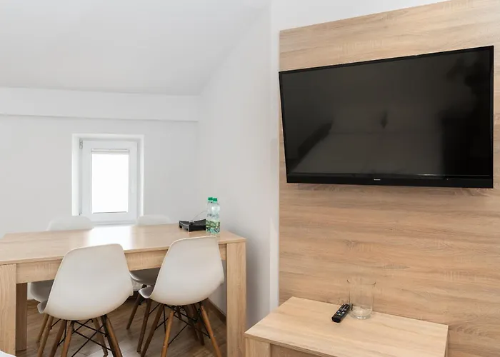 Bosacka Downtown By Bookinghost קרקוב