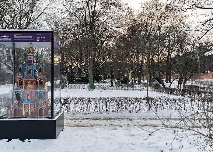 Bosacka Downtown By Bookinghost * Krakow